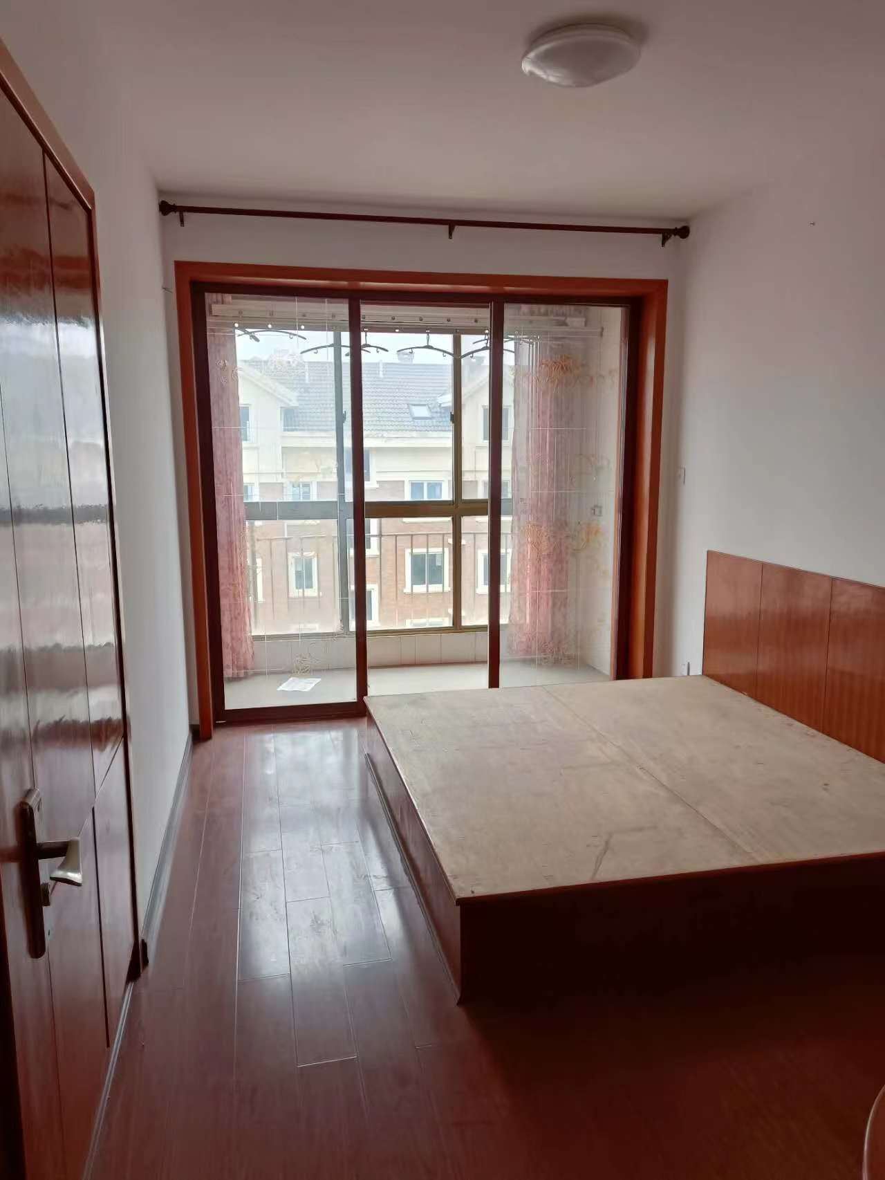 精装未住房屋低价出售