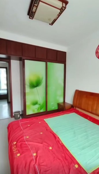 凤凰湖D区楼房出租拎包入住