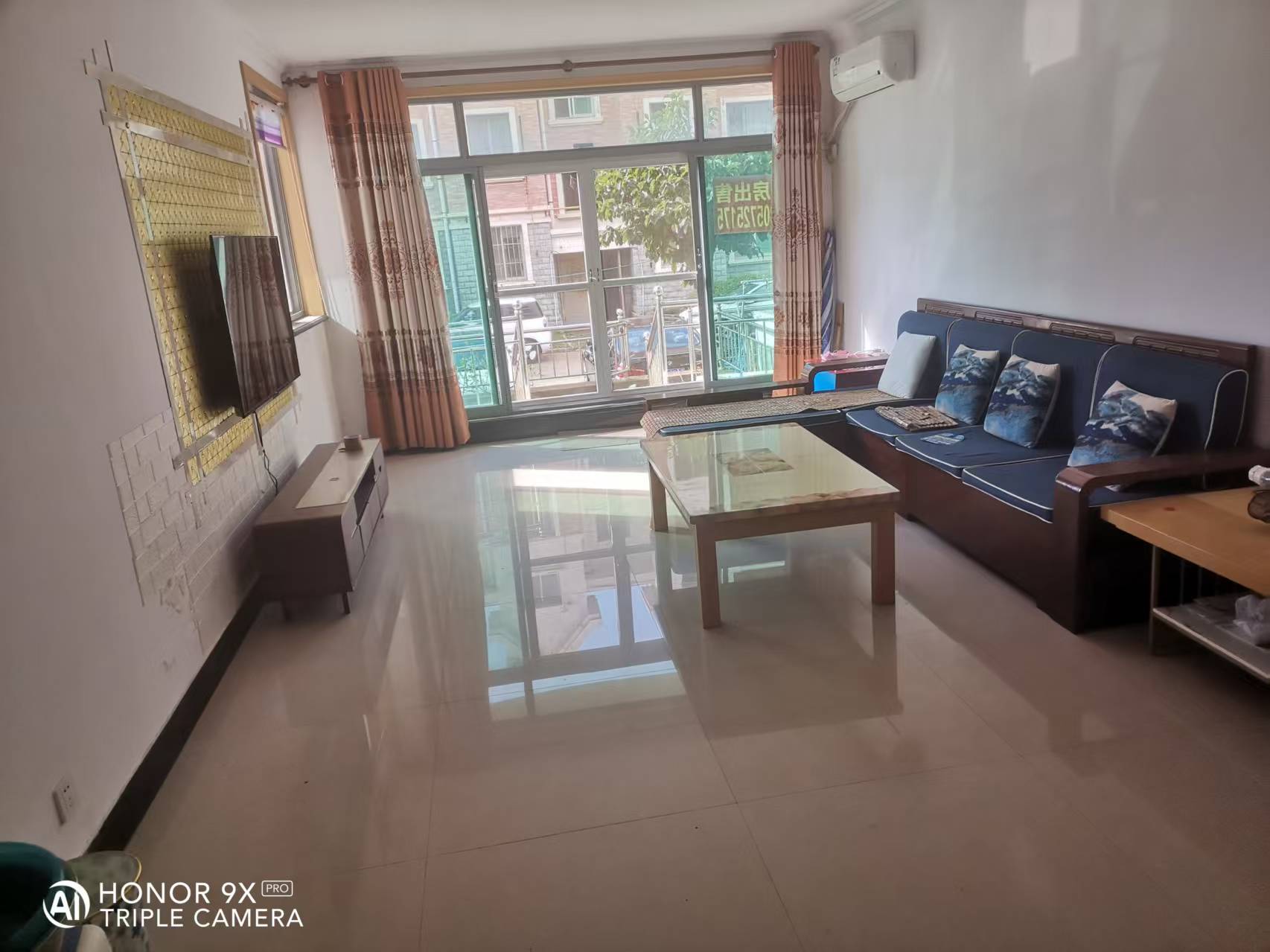 海风花园一楼带小院出售